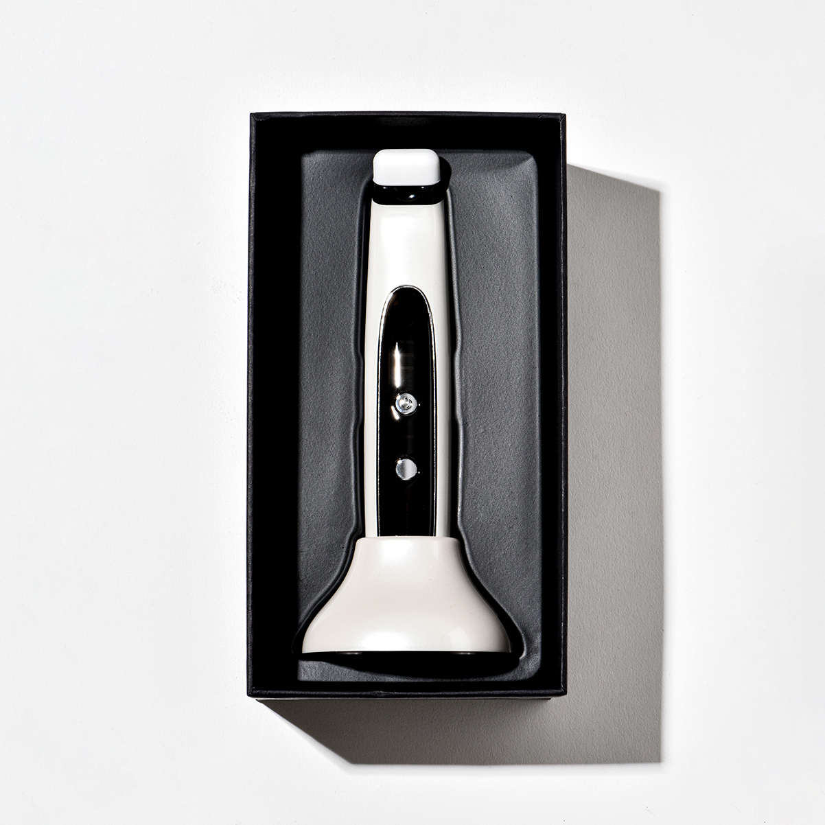 Anti-Aging Eye Rejuvenator Pro